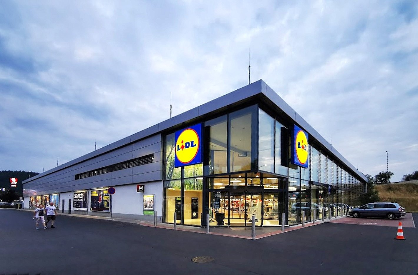 LIDL Karlovy Vary - demolice stávající prodejny a novostavba prodejny